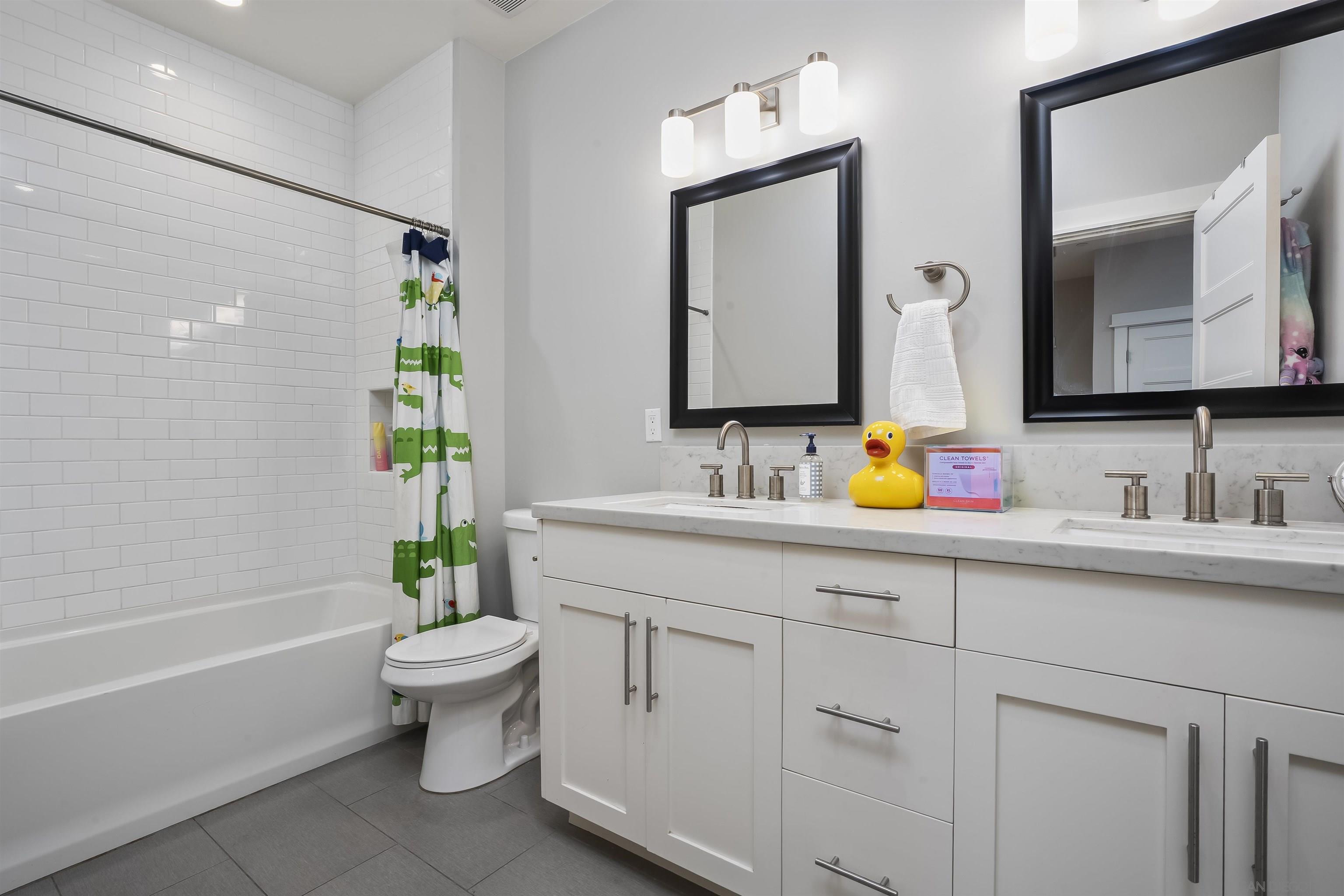 Detail Gallery Image 21 of 43 For 3728  Wilcox St, San Diego,  CA 92106 - 5 Beds | 4 Baths