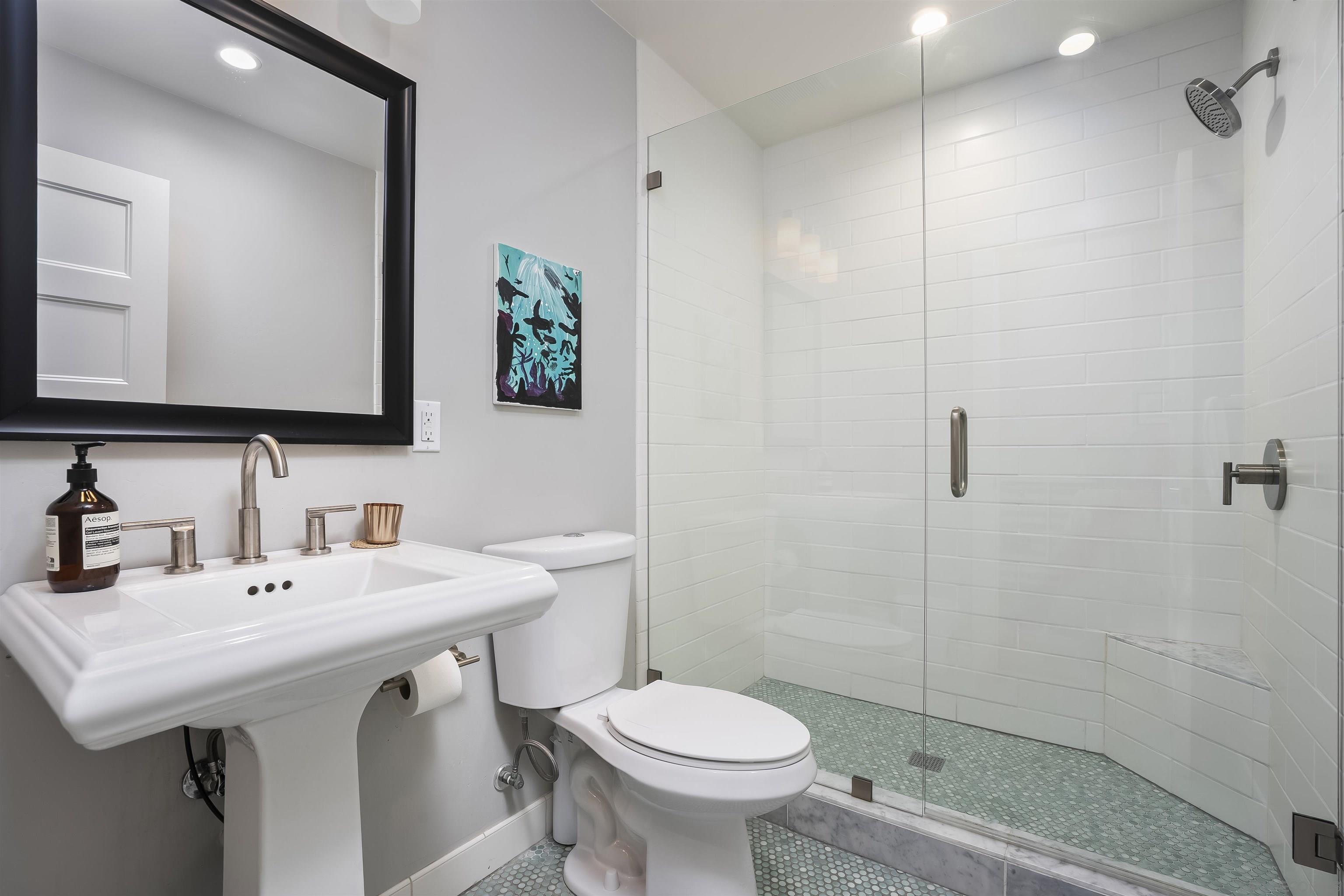 Detail Gallery Image 25 of 43 For 3728  Wilcox St, San Diego,  CA 92106 - 5 Beds | 4 Baths