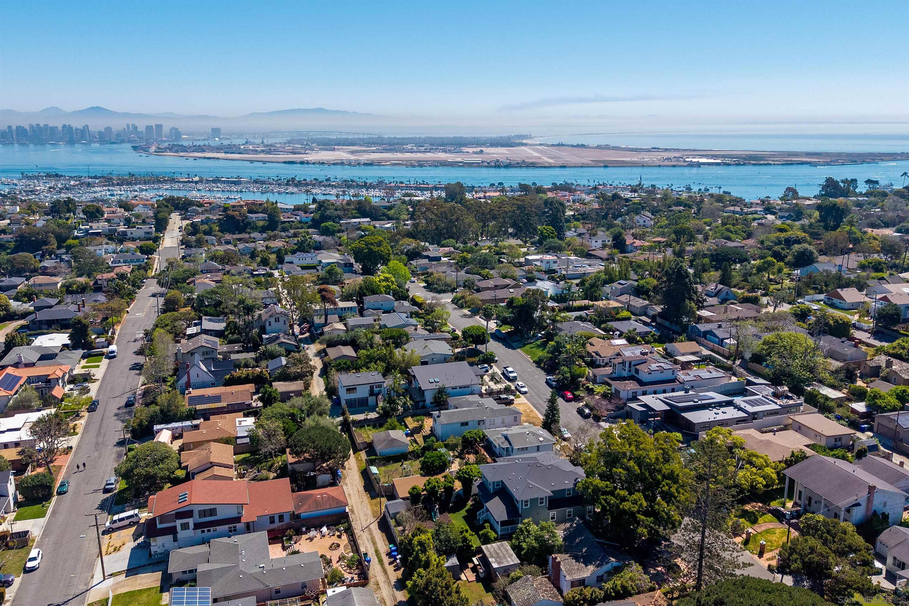 Detail Gallery Image 35 of 43 For 3728  Wilcox St, San Diego,  CA 92106 - 5 Beds | 4 Baths