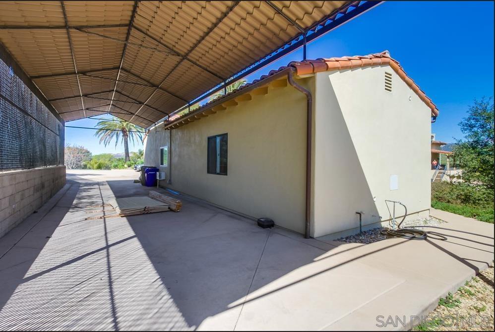 Detail Gallery Image 14 of 14 For 2686  Canyon Crest Dr.   Unit a, Escondido,  CA 92027 - 1 Beds | 1 Baths