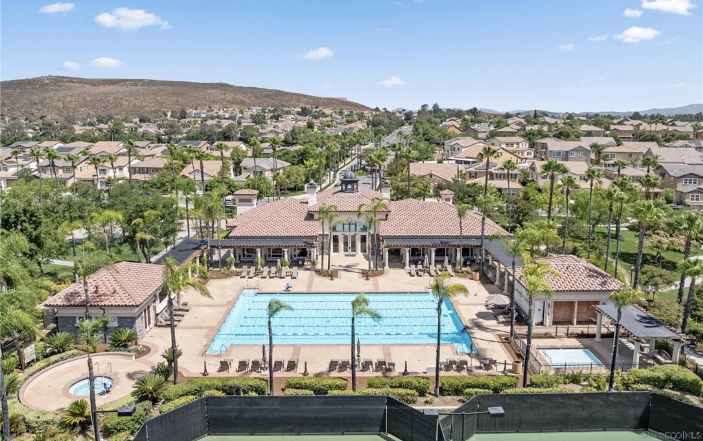 Detail Gallery Image 14 of 19 For 39158  Steeplechase Ln., Temecula,  CA 92591 - 4 Beds | 3/1 Baths