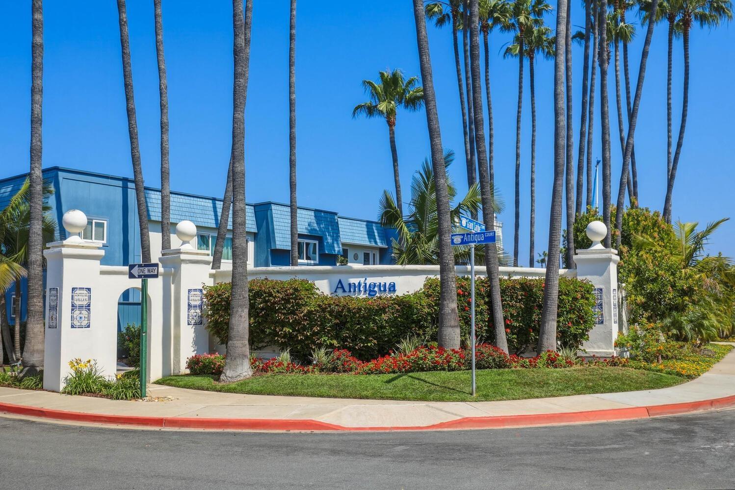 Detail Gallery Image 27 of 31 For 106  Antigua Court, Coronado,  CA 92118 - 3 Beds | 2 Baths