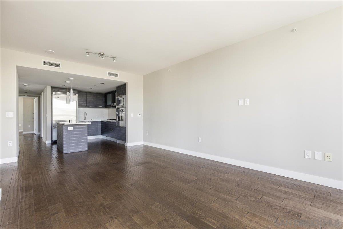 Detail Gallery Image 21 of 38 For 1325  Pacific Hwy  805, San Diego,  CA 92101 - 2 Beds | 2 Baths