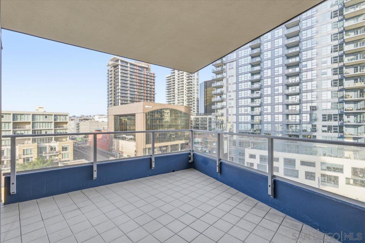 Detail Gallery Image 26 of 38 For 1325  Pacific Hwy  805, San Diego,  CA 92101 - 2 Beds | 2 Baths