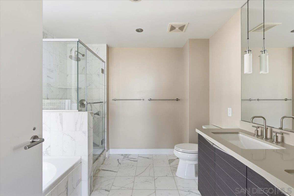 Detail Gallery Image 32 of 38 For 1325  Pacific Hwy  805, San Diego,  CA 92101 - 2 Beds | 2 Baths