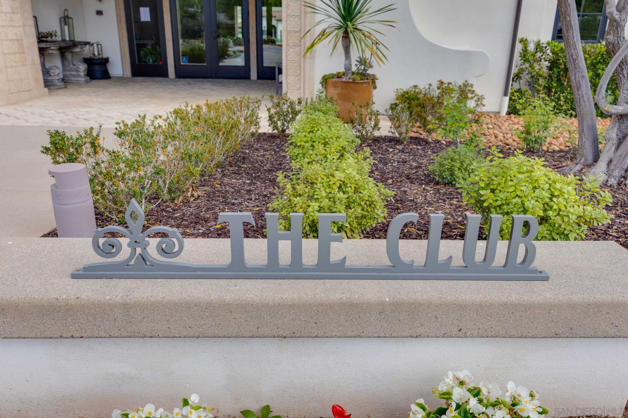 Detail Gallery Image 26 of 36 For 7957 Auberge  Circle, San Diego,  CA 92127 - 3 Beds | 2/1 Baths