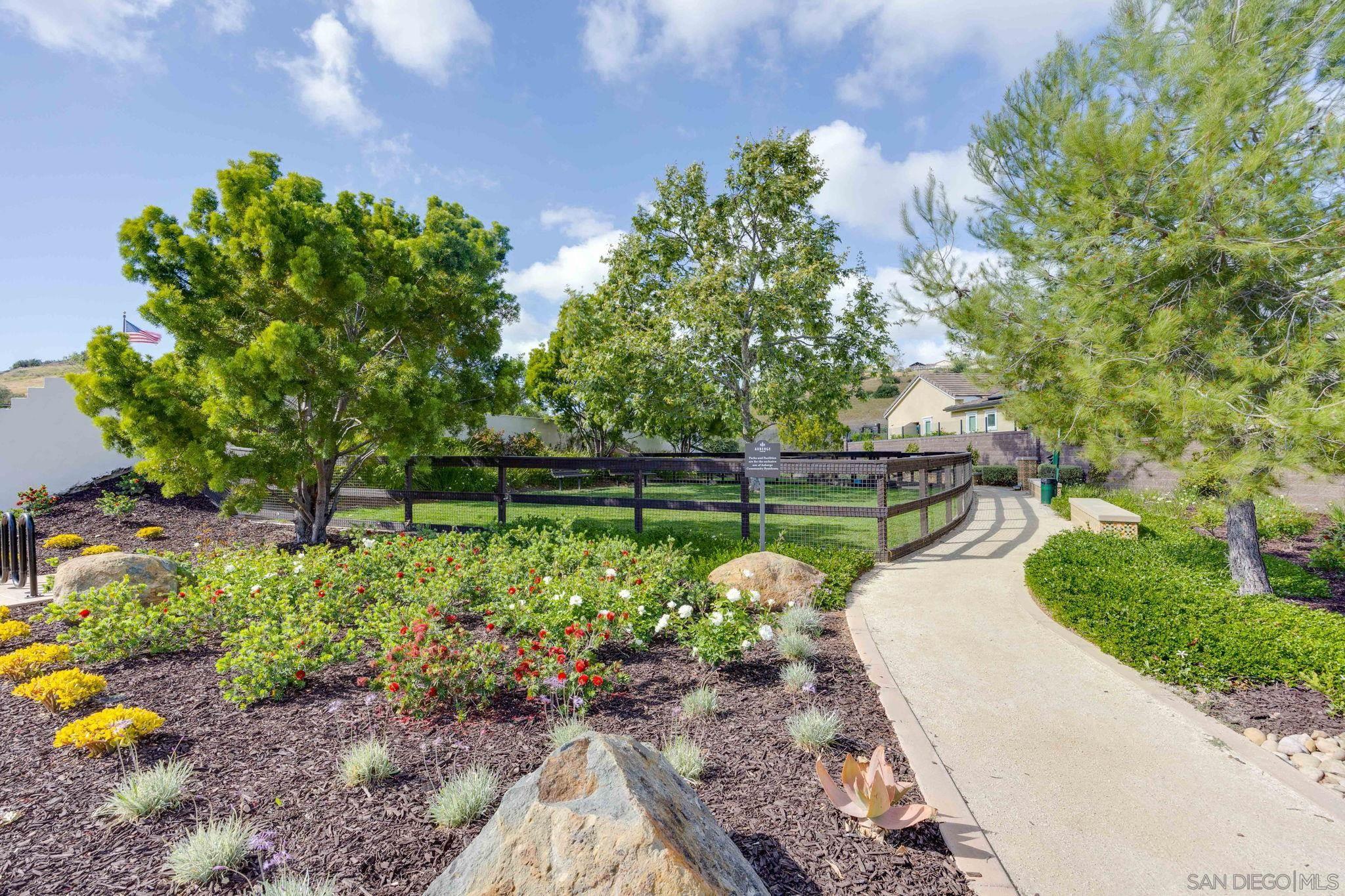 Detail Gallery Image 29 of 36 For 7957 Auberge  Circle, San Diego,  CA 92127 - 3 Beds | 2/1 Baths