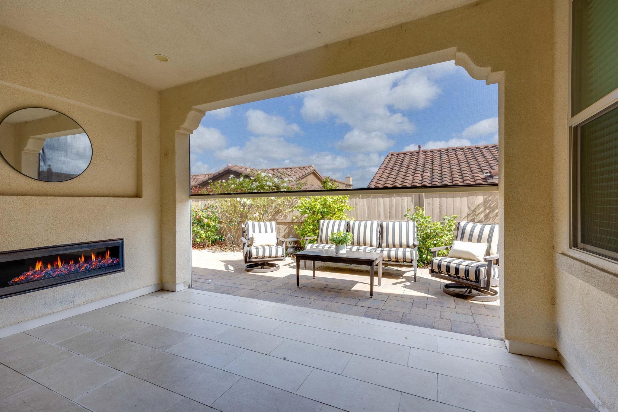 Detail Gallery Image 5 of 36 For 7957 Auberge  Circle, San Diego,  CA 92127 - 3 Beds | 2/1 Baths