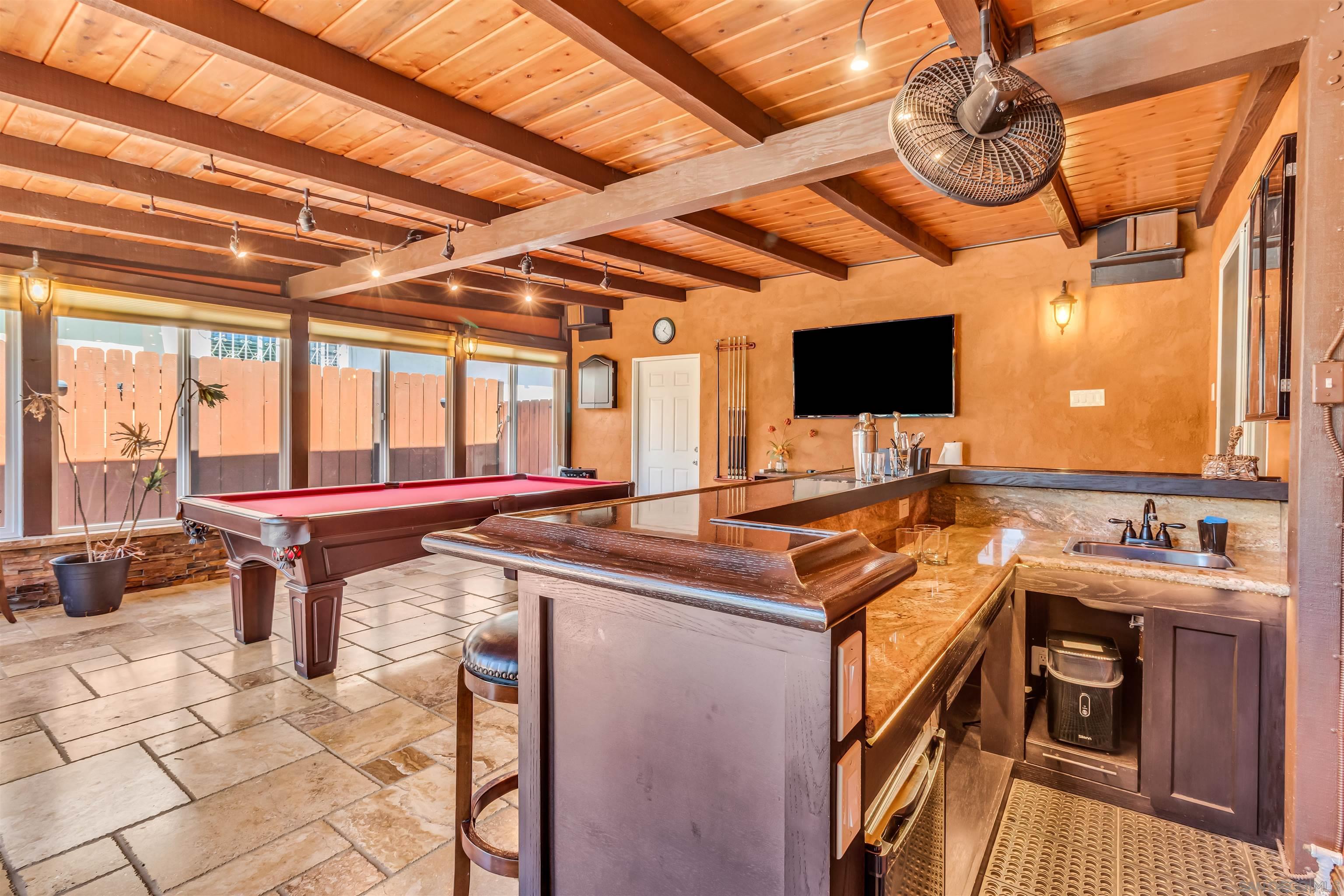 Detail Gallery Image 20 of 25 For 3878  Armstrong St, San Diego,  CA 92111 - 3 Beds | 2 Baths