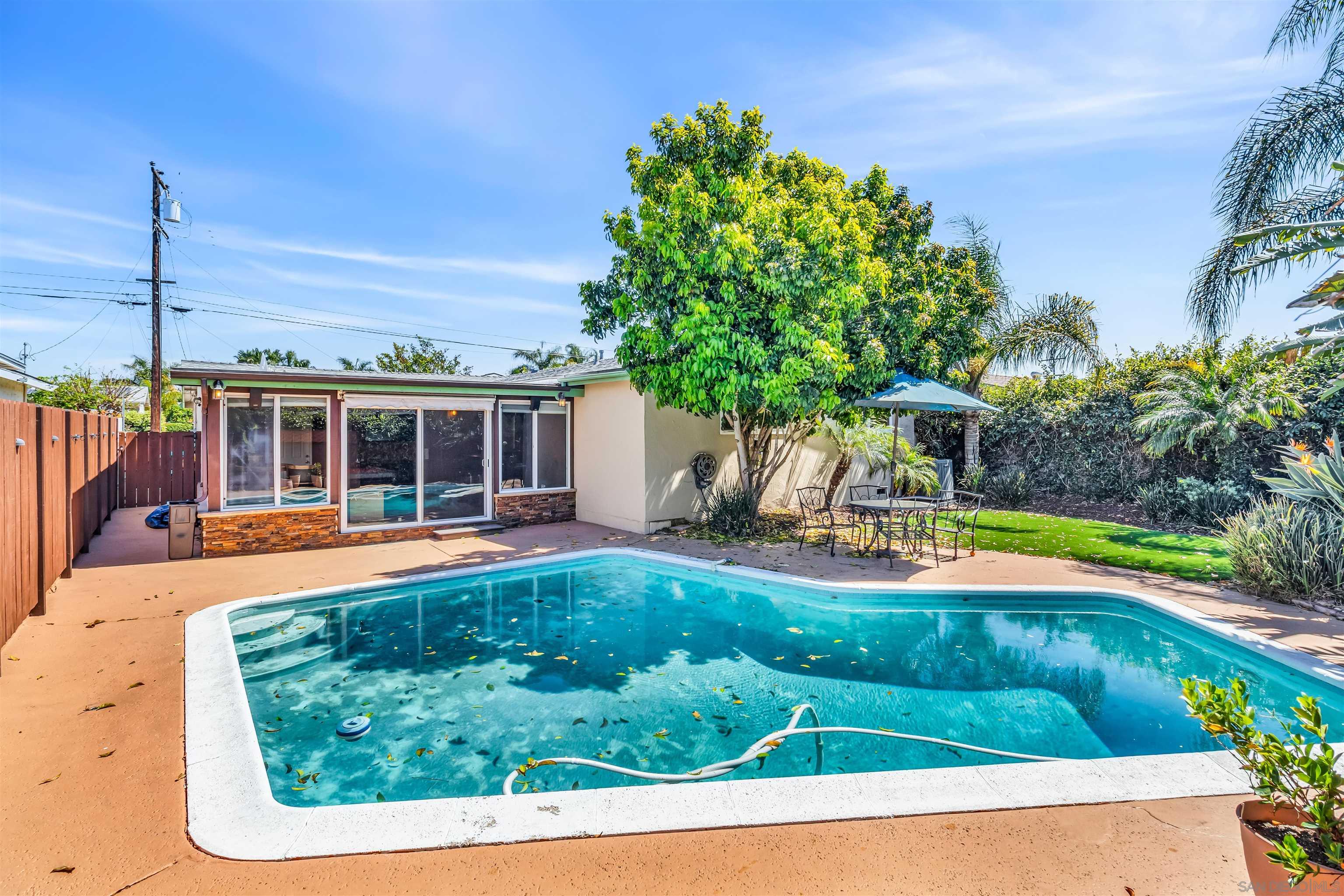 Detail Gallery Image 21 of 25 For 3878  Armstrong St, San Diego,  CA 92111 - 3 Beds | 2 Baths