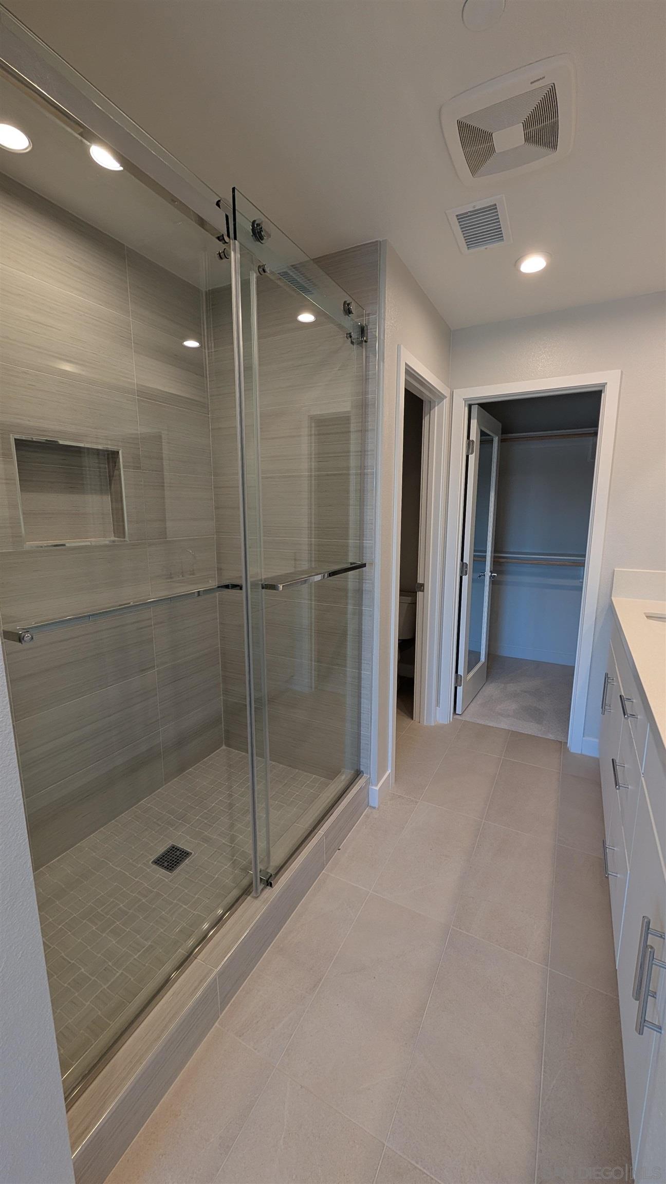 Detail Gallery Image 15 of 29 For 4511  Misty Place, San Diego,  CA 92117 - 4 Beds | 2/1 Baths