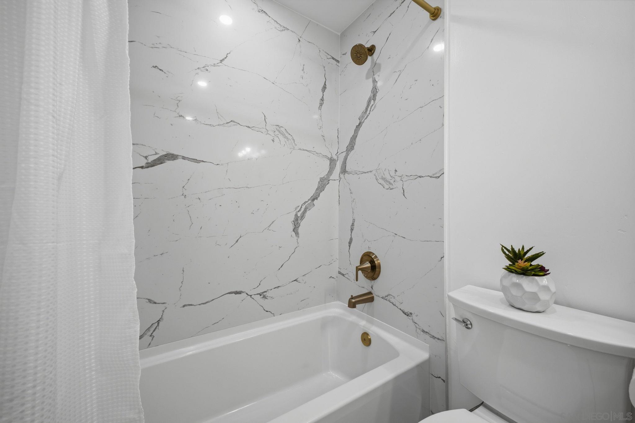 Detail Gallery Image 24 of 46 For 3050  Rue Dorleans  #308,  San Diego,  CA 92110 - 1 Beds | 1 Baths