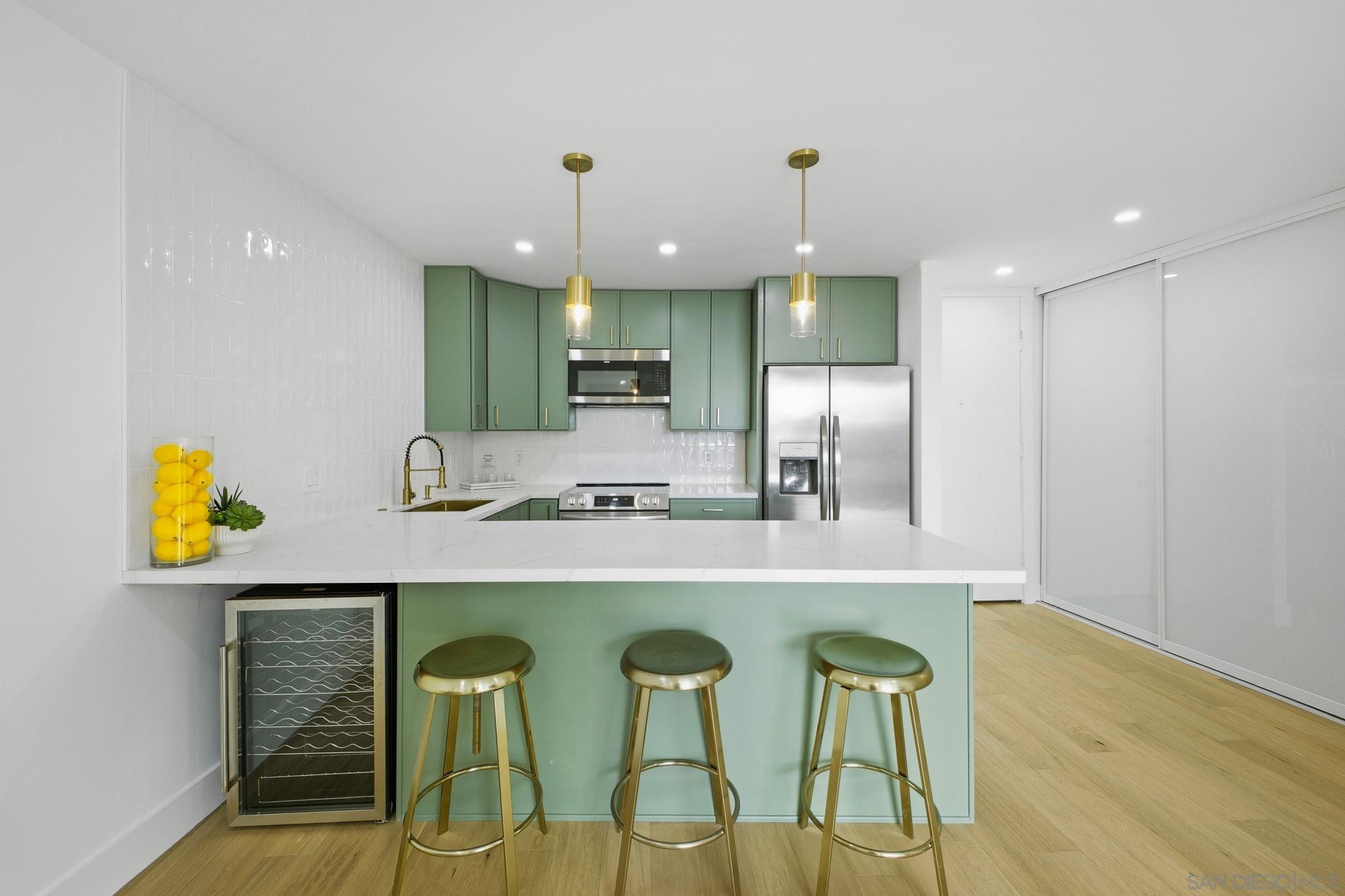 Detail Gallery Image 4 of 46 For 3050  Rue Dorleans  #308,  San Diego,  CA 92110 - 1 Beds | 1 Baths