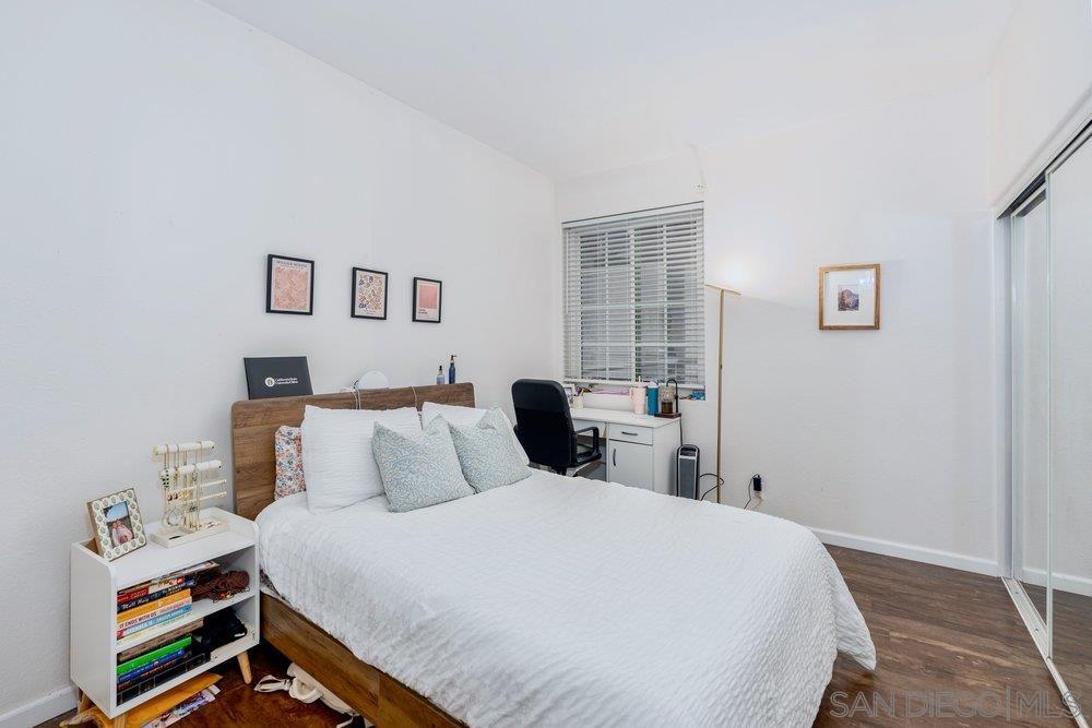 Detail Gallery Image 7 of 13 For 3969  Mahaila Ave  #209,  San Diego,  CA 92122 - 3 Beds | 2 Baths