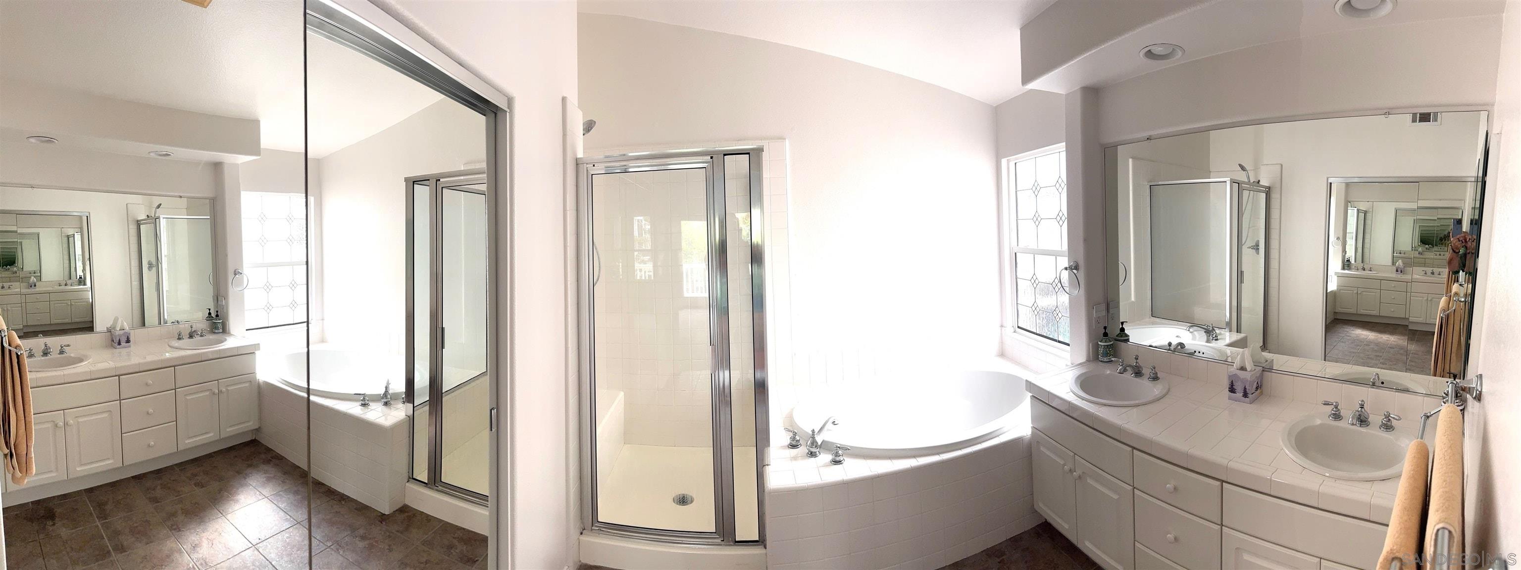 Detail Gallery Image 13 of 28 For 2642 W Canyon Ave, San Diego,  CA 92123 - 5 Beds | 2/1 Baths