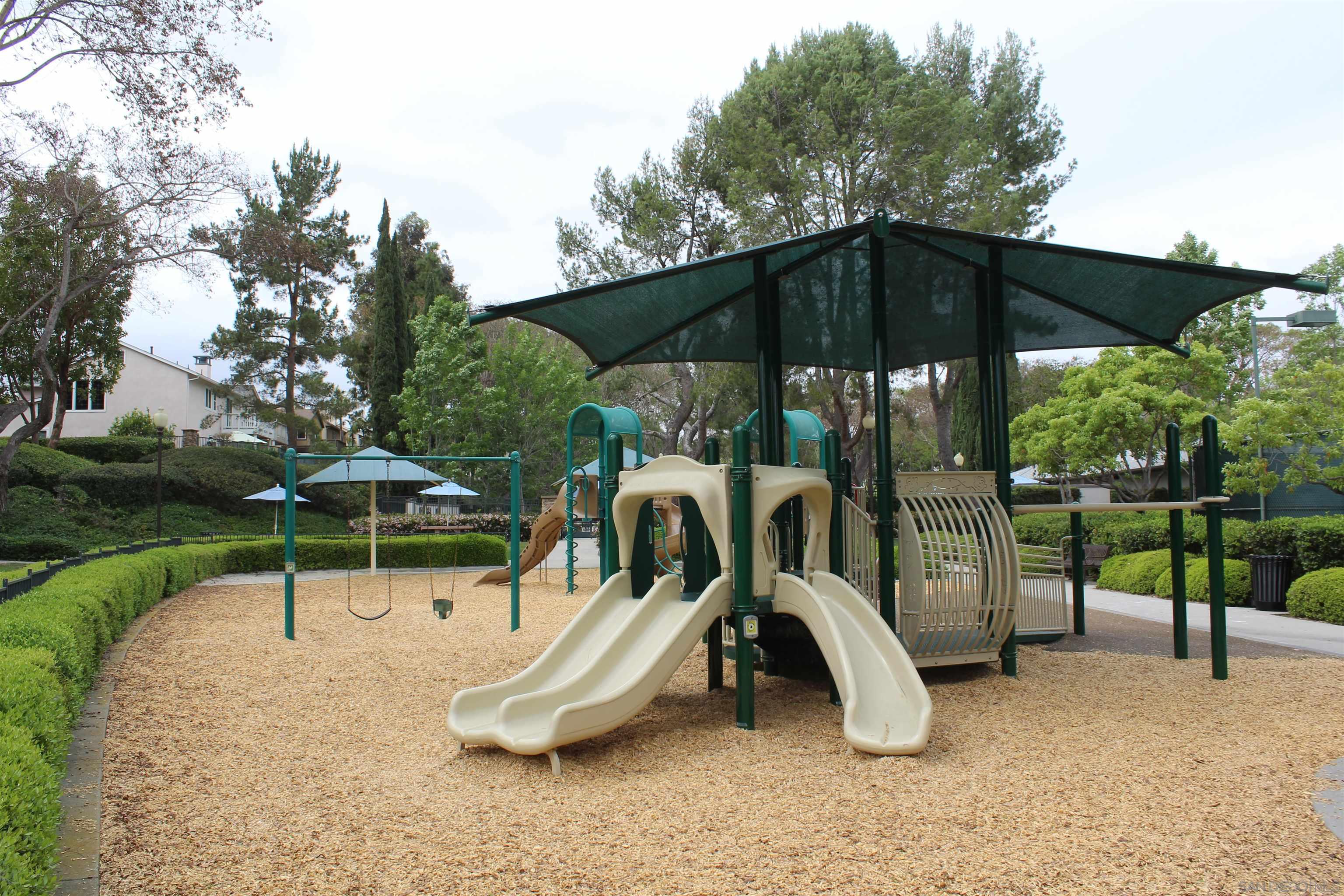 Detail Gallery Image 27 of 28 For 2642 W Canyon Ave, San Diego,  CA 92123 - 5 Beds | 2/1 Baths