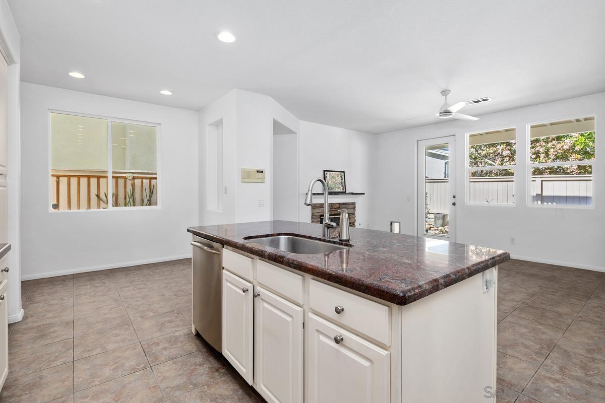 Detail Gallery Image 4 of 24 For 2642 W Canyon Ave, San Diego,  CA 92123 - 5 Beds | 2/1 Baths