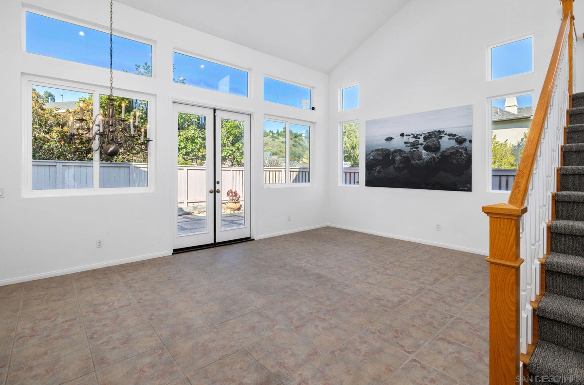 Detail Gallery Image 5 of 14 For 2642 W Canyon Ave, San Diego,  CA 92123 - 5 Beds | 2/1 Baths