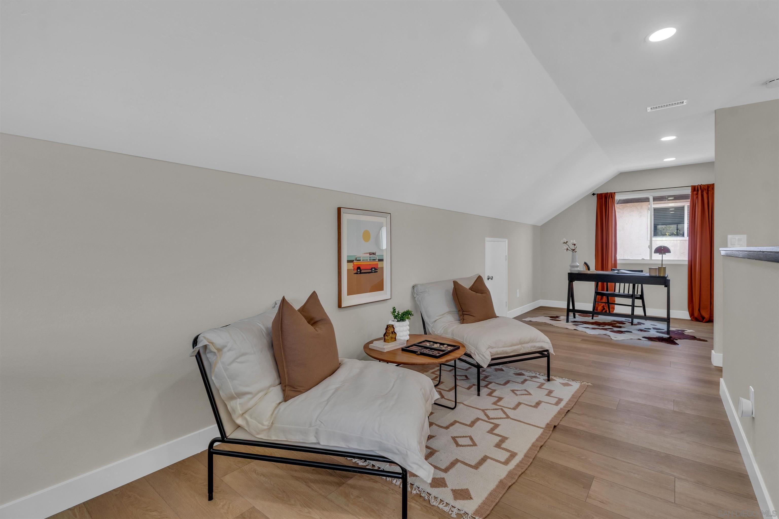 Detail Gallery Image 31 of 50 For 13070  Roundup Ave, San Diego,  CA 92129 - 4 Beds | 4 Baths