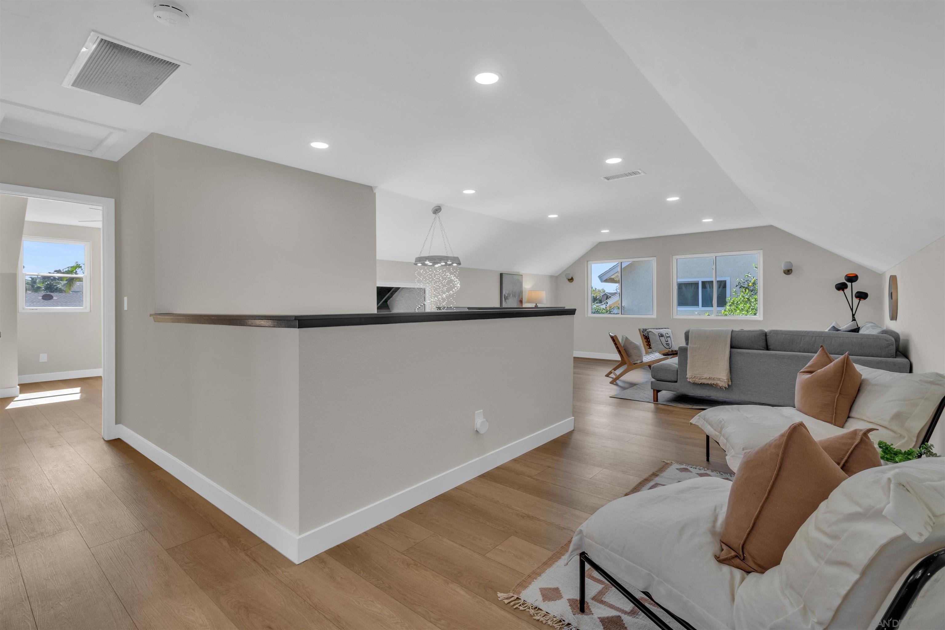 Detail Gallery Image 32 of 50 For 13070  Roundup Ave, San Diego,  CA 92129 - 4 Beds | 4 Baths