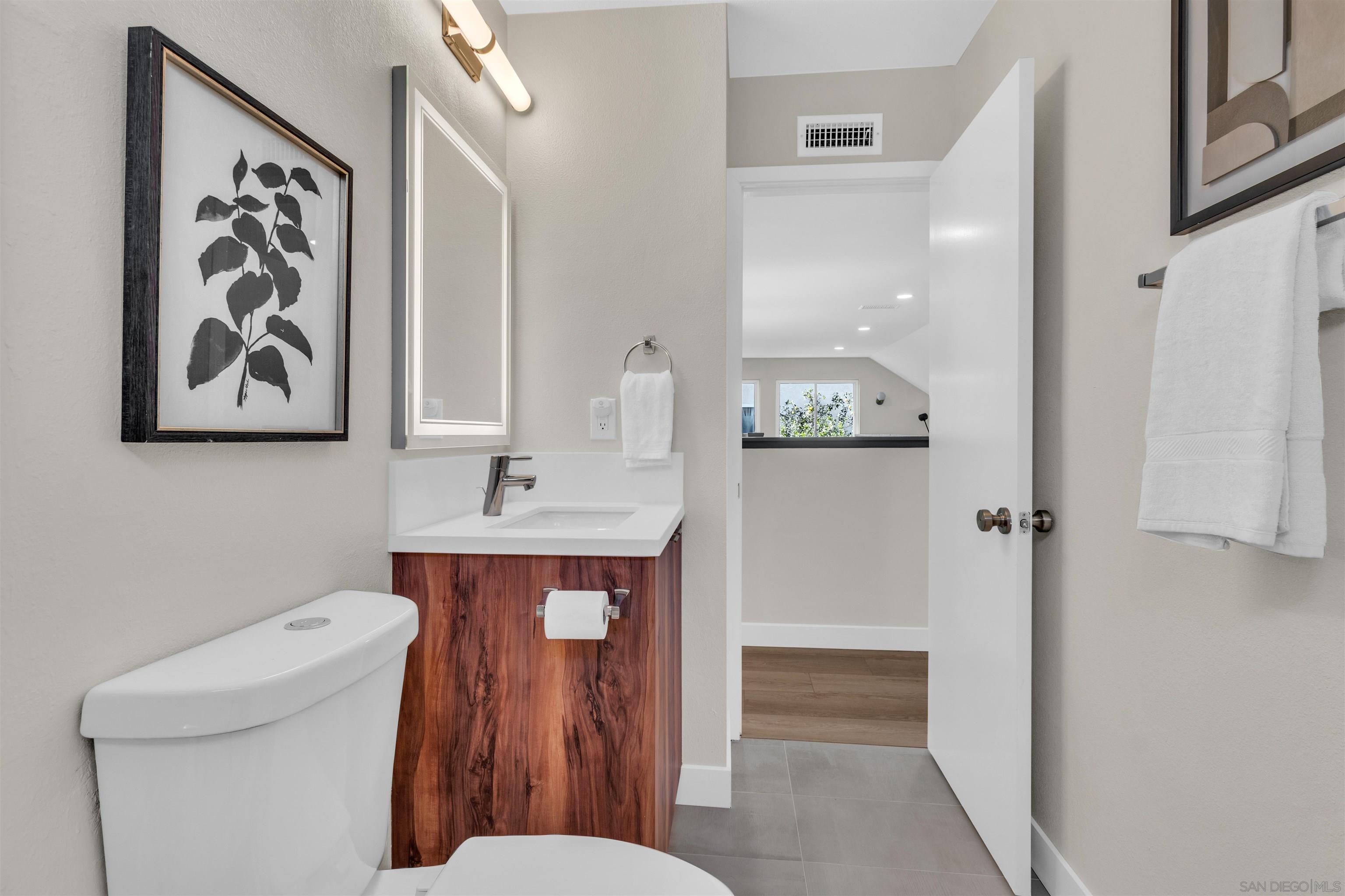 Detail Gallery Image 35 of 50 For 13070  Roundup Ave, San Diego,  CA 92129 - 4 Beds | 4 Baths