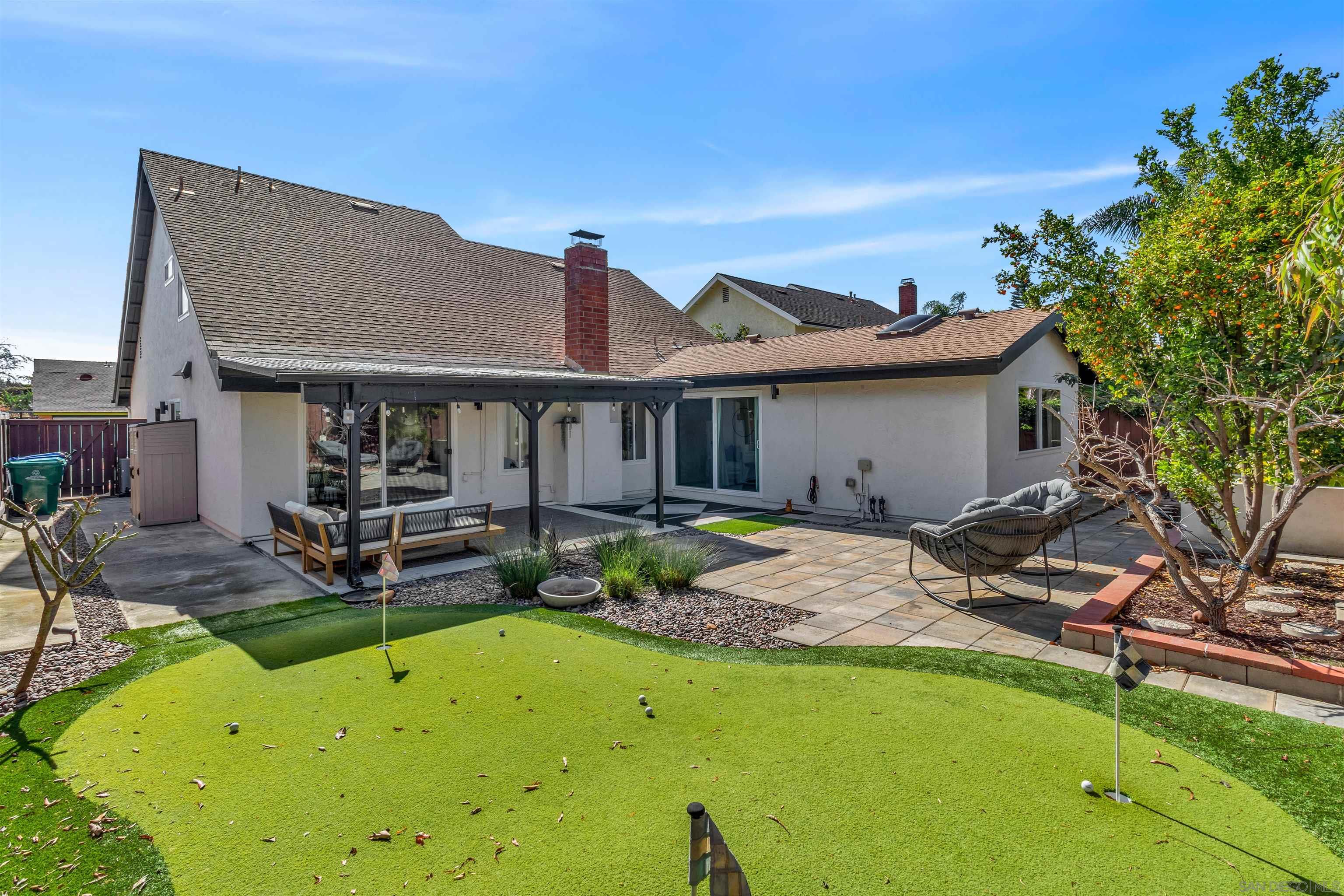 Detail Gallery Image 43 of 50 For 13070  Roundup Ave, San Diego,  CA 92129 - 4 Beds | 4 Baths