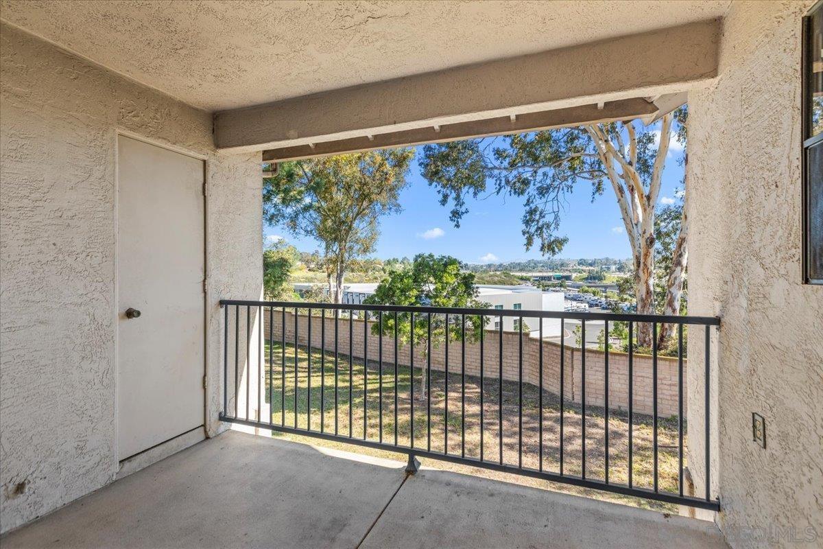 Detail Gallery Image 13 of 33 For 10367  Azuaga St  #168,  San Diego,  CA 92129 - 2 Beds | 2 Baths