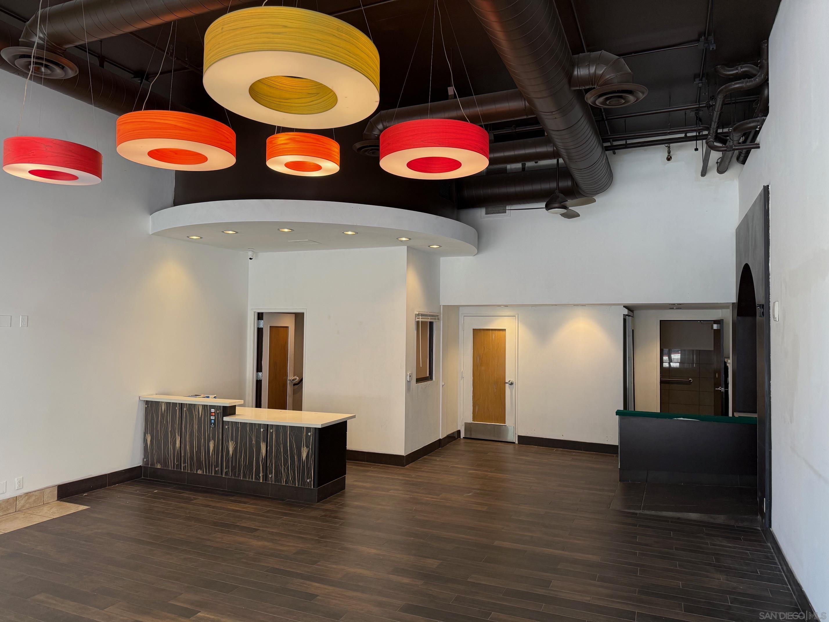 Detail Gallery Image 3 of 14 For 302  11th Ave, San Diego,  CA 92101 - – Beds | – Baths