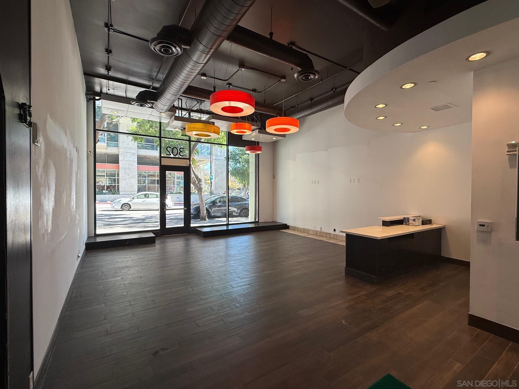 Detail Gallery Image 6 of 14 For 302  11th Ave, San Diego,  CA 92101 - – Beds | – Baths