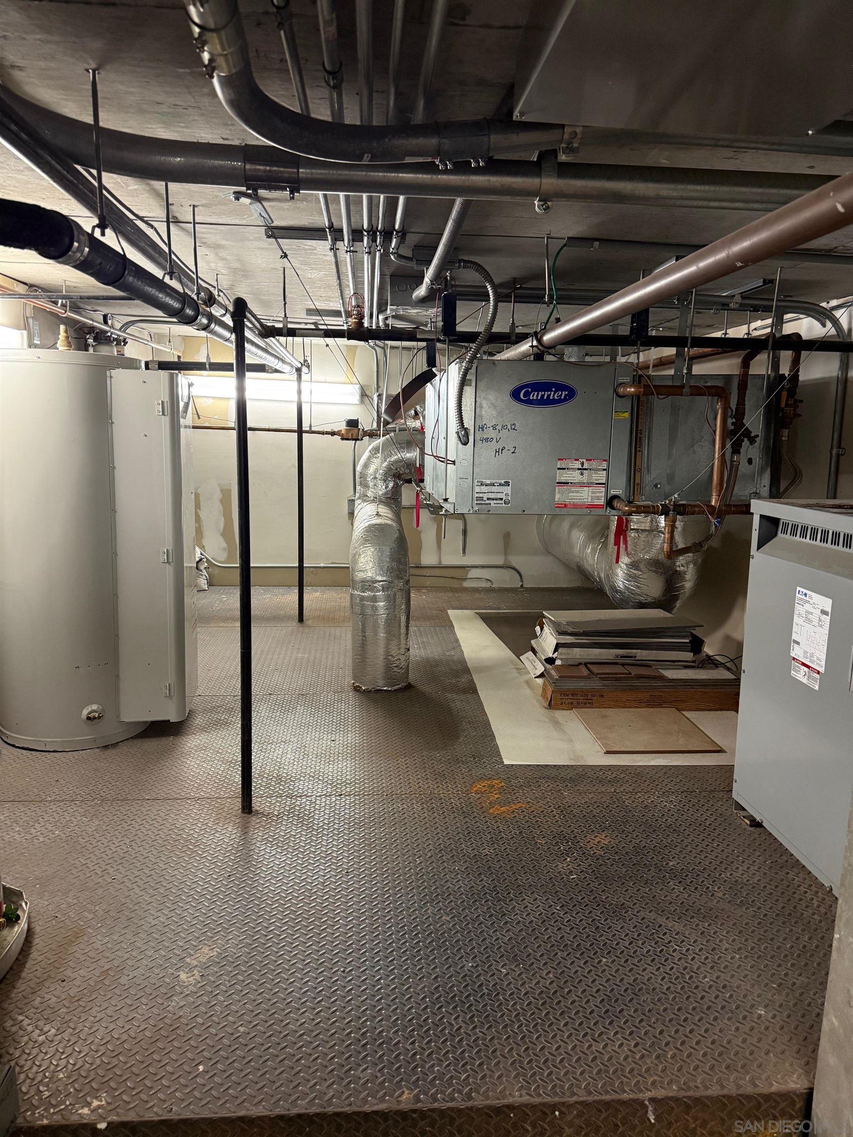 Detail Gallery Image 7 of 14 For 302  11th Ave, San Diego,  CA 92101 - – Beds | – Baths