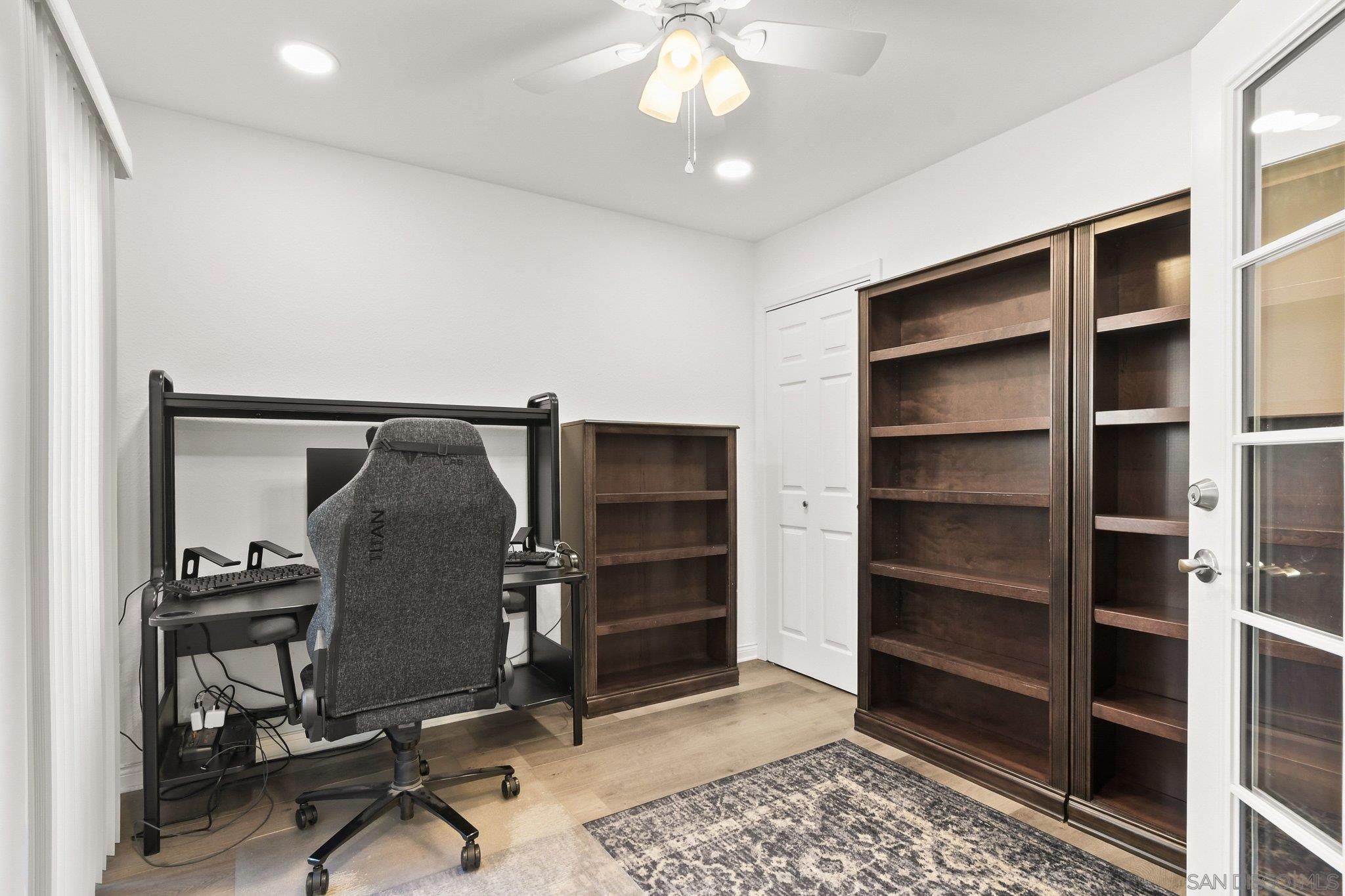 Detail Gallery Image 14 of 36 For 10818  Lamentin Ct, San Diego,  CA 92124 - 3 Beds | 1/1 Baths