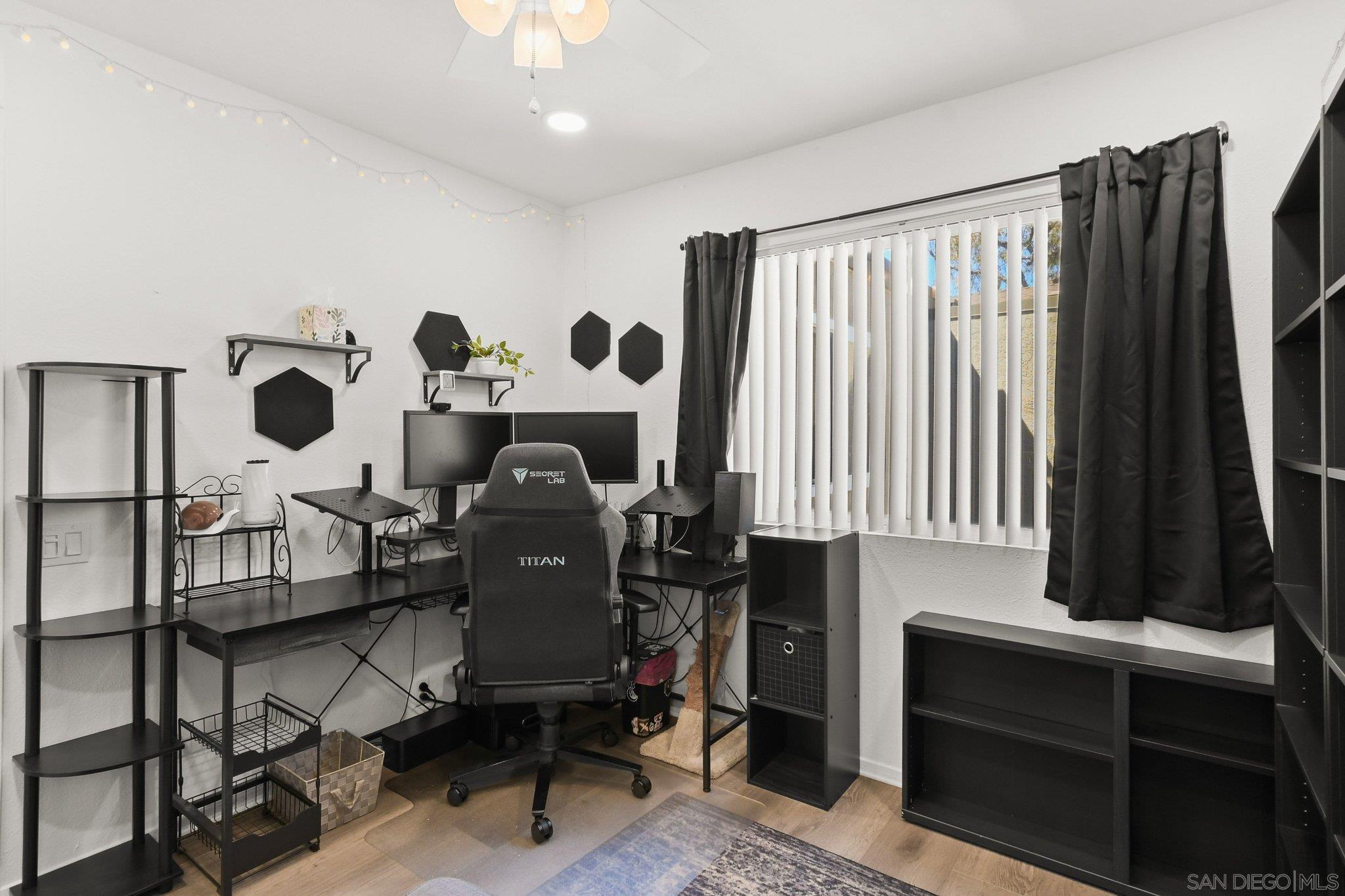 Detail Gallery Image 17 of 36 For 10818  Lamentin Ct, San Diego,  CA 92124 - 3 Beds | 1/1 Baths