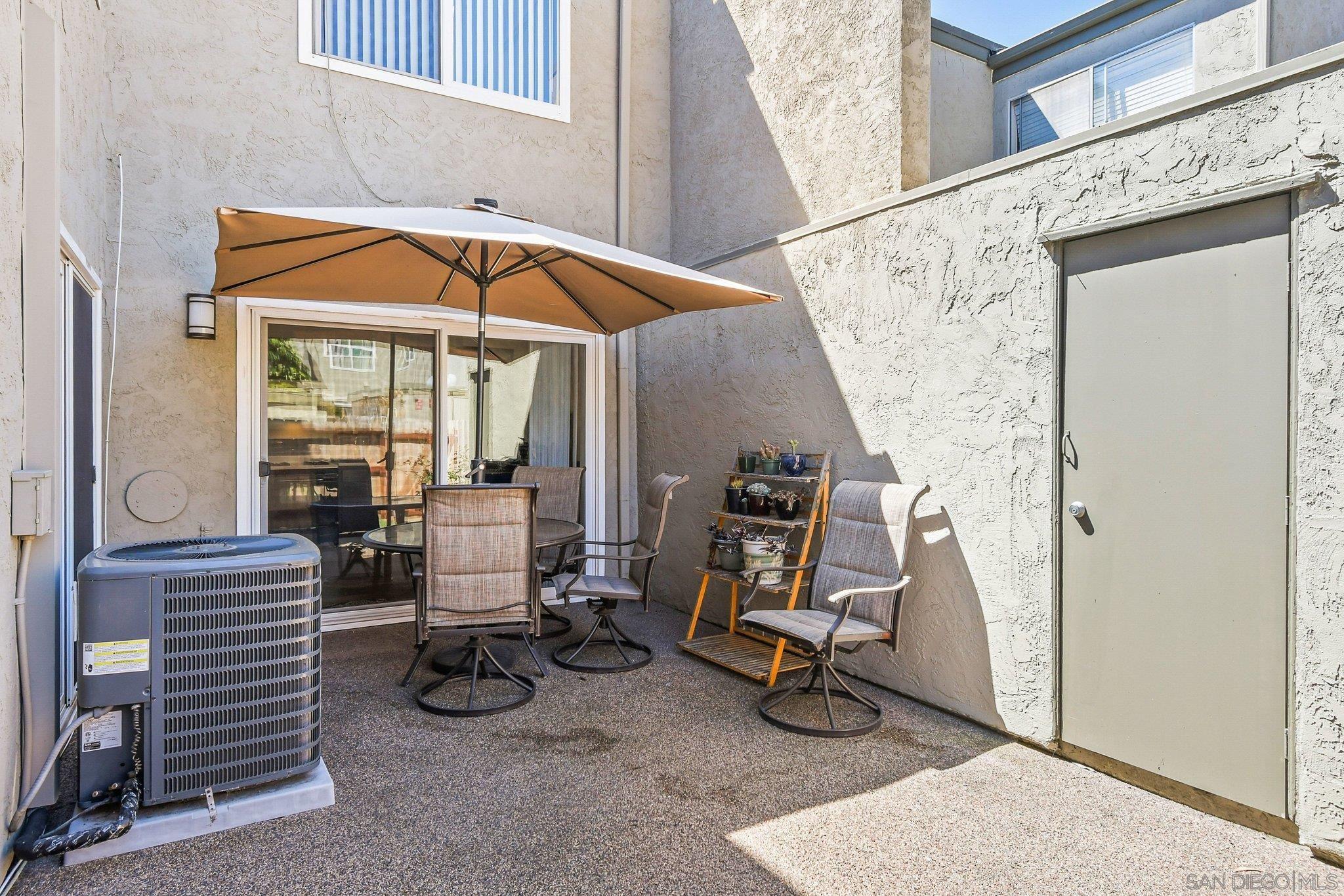 Detail Gallery Image 26 of 36 For 10818  Lamentin Ct, San Diego,  CA 92124 - 3 Beds | 1/1 Baths