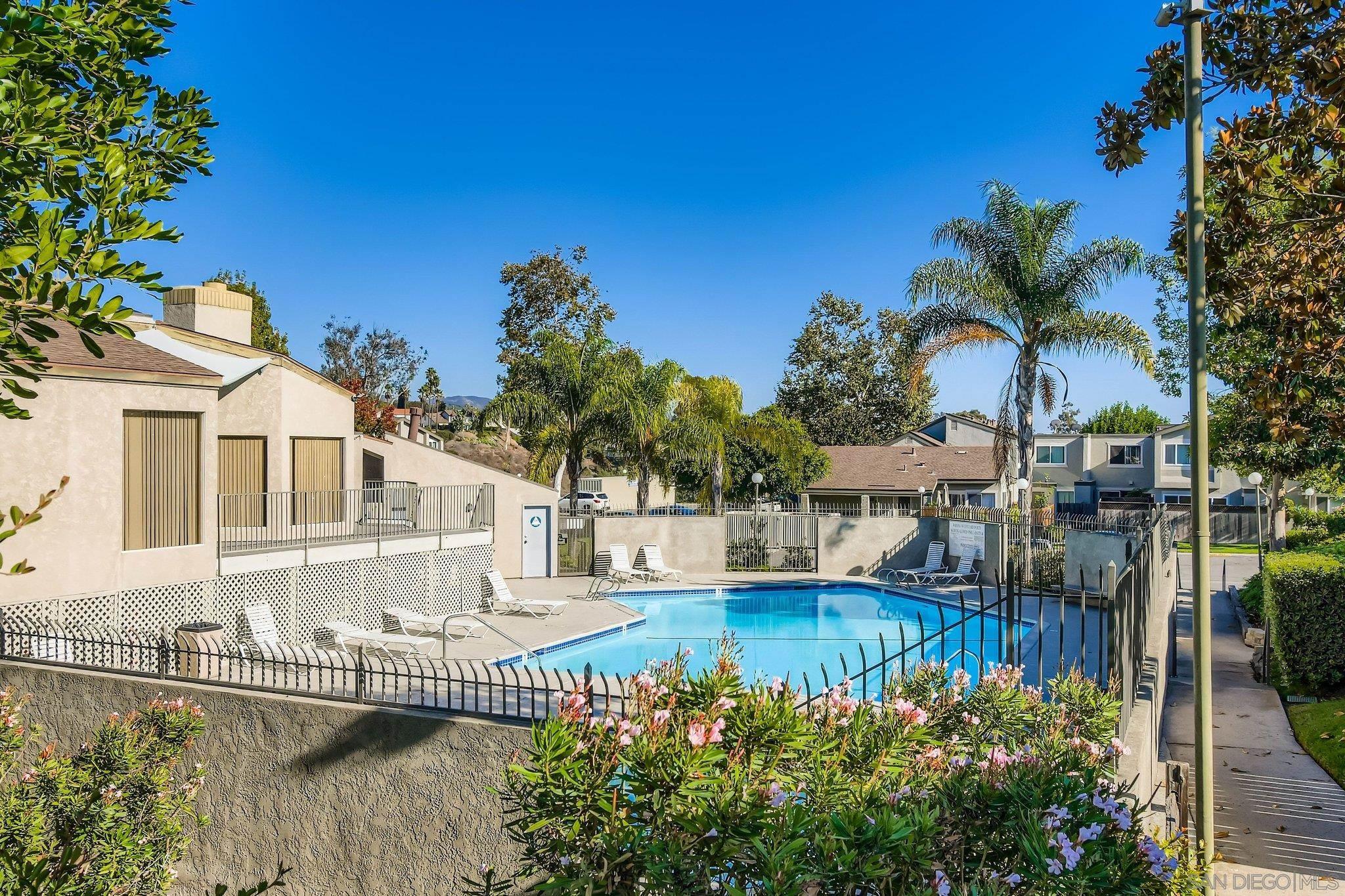 Detail Gallery Image 33 of 36 For 10818  Lamentin Ct, San Diego,  CA 92124 - 3 Beds | 1/1 Baths