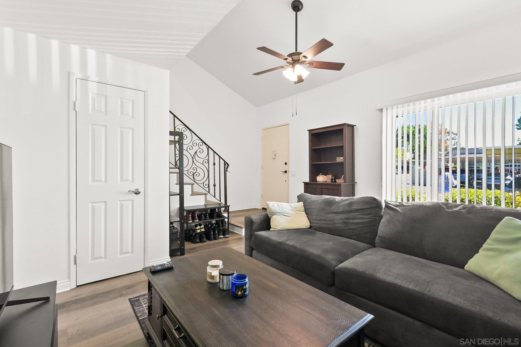 Detail Gallery Image 7 of 36 For 10818  Lamentin Ct, San Diego,  CA 92124 - 3 Beds | 1/1 Baths