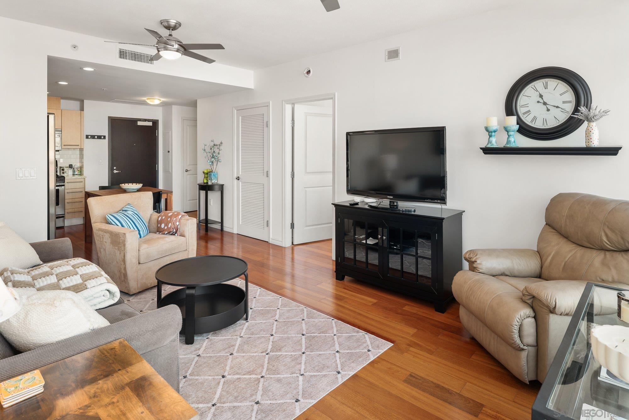 Detail Gallery Image 17 of 49 For 1431  Pacific Hwy  #903,  San Diego,  CA 92101 - 1 Beds | 1 Baths