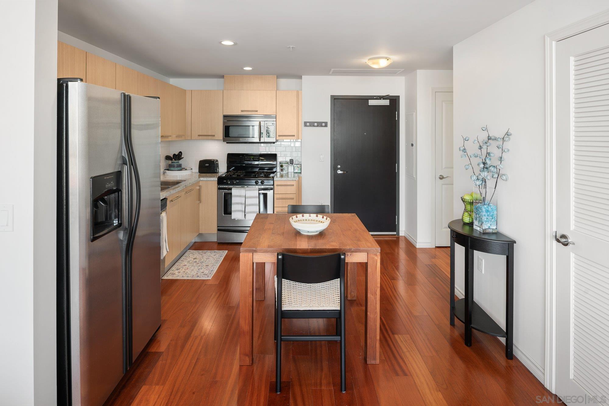 Detail Gallery Image 18 of 49 For 1431  Pacific Hwy  #903,  San Diego,  CA 92101 - 1 Beds | 1 Baths