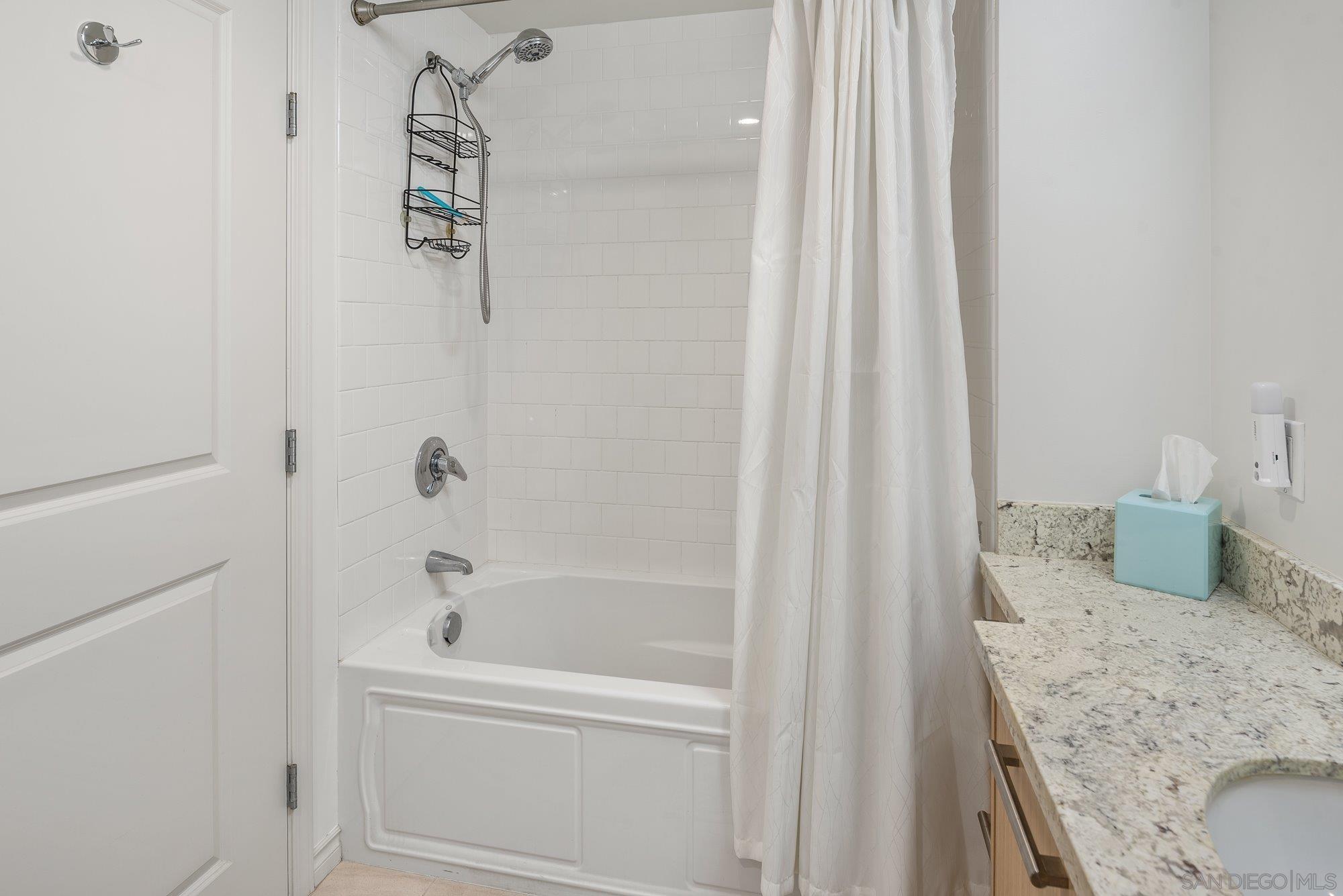 Detail Gallery Image 27 of 49 For 1431  Pacific Hwy  #903,  San Diego,  CA 92101 - 1 Beds | 1 Baths