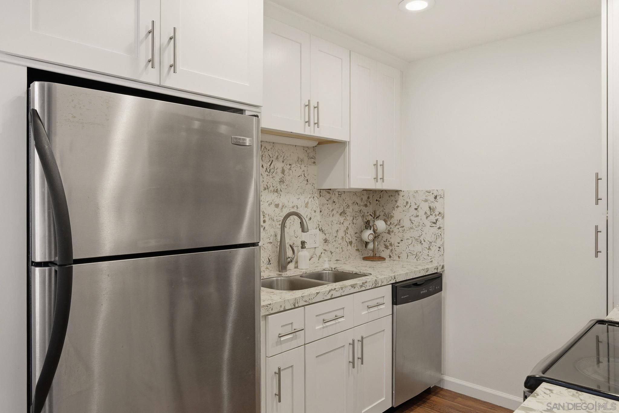 Detail Gallery Image 10 of 30 For 5015  Cape May  #108,  San Diego,  CA 92107 - 1 Beds | 1 Baths