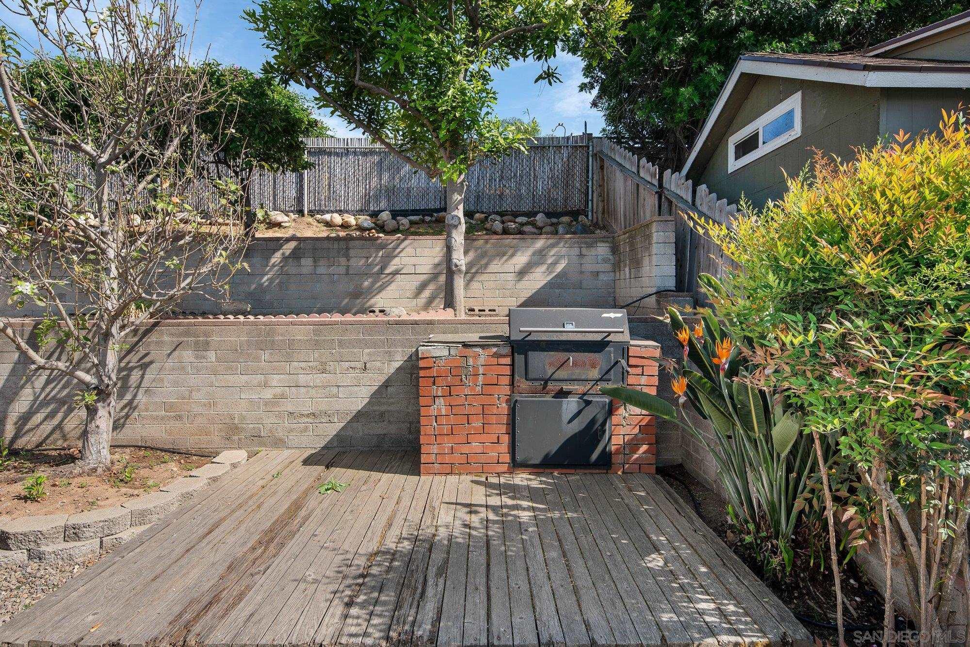 Detail Gallery Image 27 of 41 For 5037  Waring Rd, San Diego,  CA 92120 - 3 Beds | 2 Baths