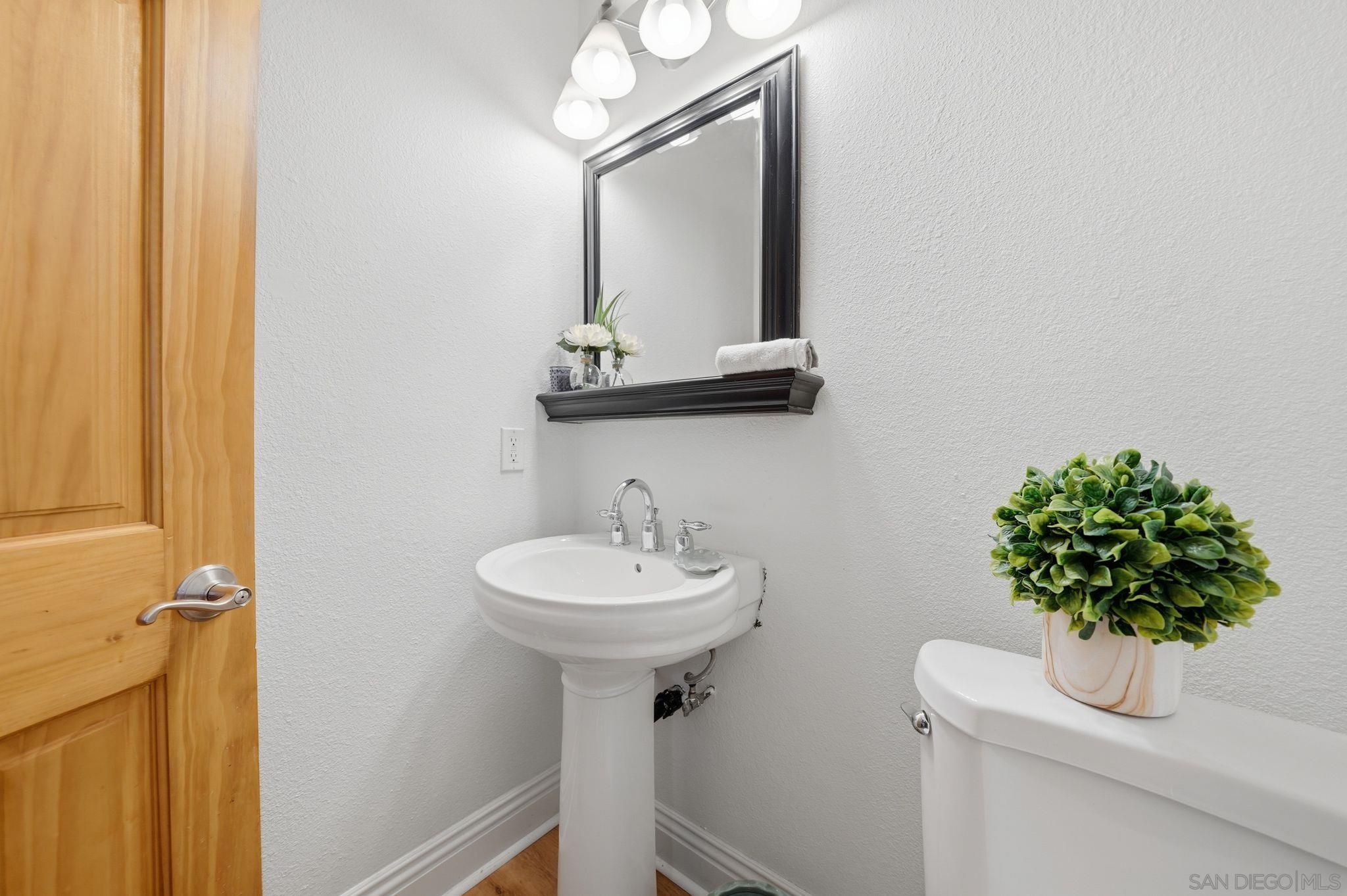 Detail Gallery Image 17 of 24 For 5505  Adelaide Ave  #14,  San Diego,  CA 92115 - 2 Beds | 1/1 Baths