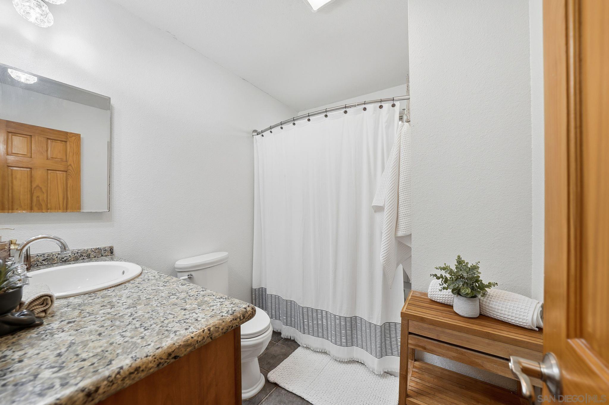 Detail Gallery Image 19 of 24 For 5505  Adelaide Ave  #14,  San Diego,  CA 92115 - 2 Beds | 1/1 Baths