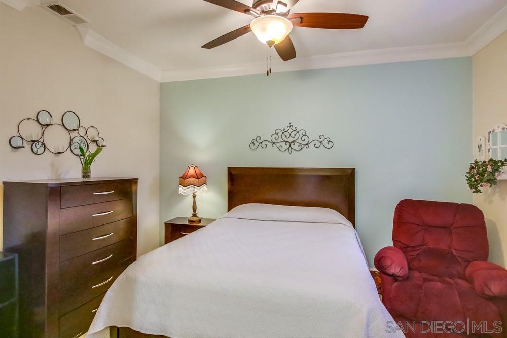 Detail Gallery Image 22 of 48 For 452  Taylor Dr, Oceanside,  CA 92056 - 5 Beds | 3 Baths