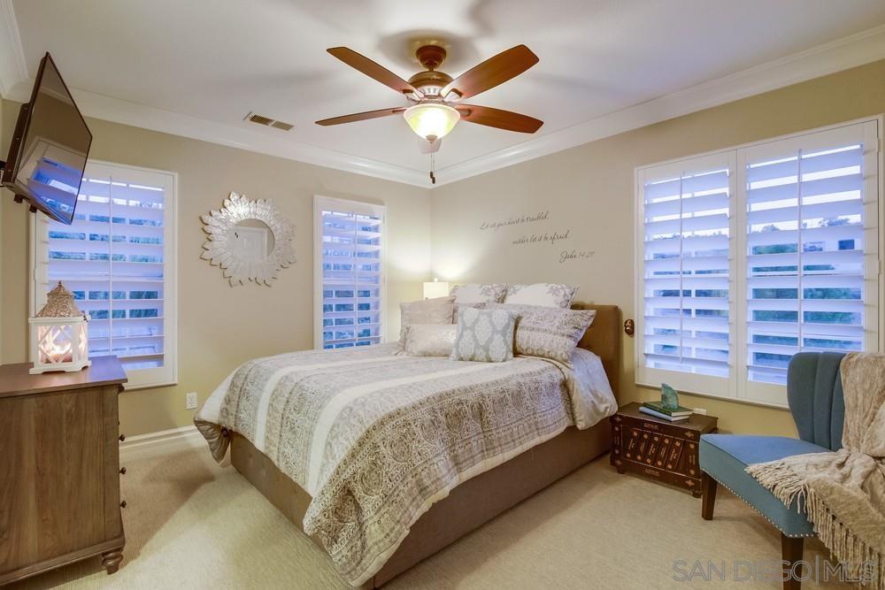 Detail Gallery Image 38 of 48 For 452  Taylor Dr, Oceanside,  CA 92056 - 5 Beds | 3 Baths