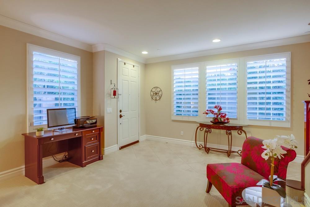 Detail Gallery Image 9 of 48 For 452  Taylor Dr, Oceanside,  CA 92056 - 5 Beds | 3 Baths