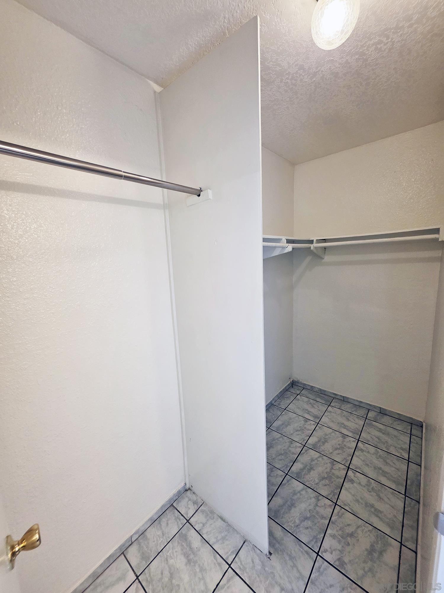 Detail Gallery Image 12 of 18 For 4056  Van Dyke Ave  4, San Diego,  CA 92105 - 2 Beds | 1/1 Baths