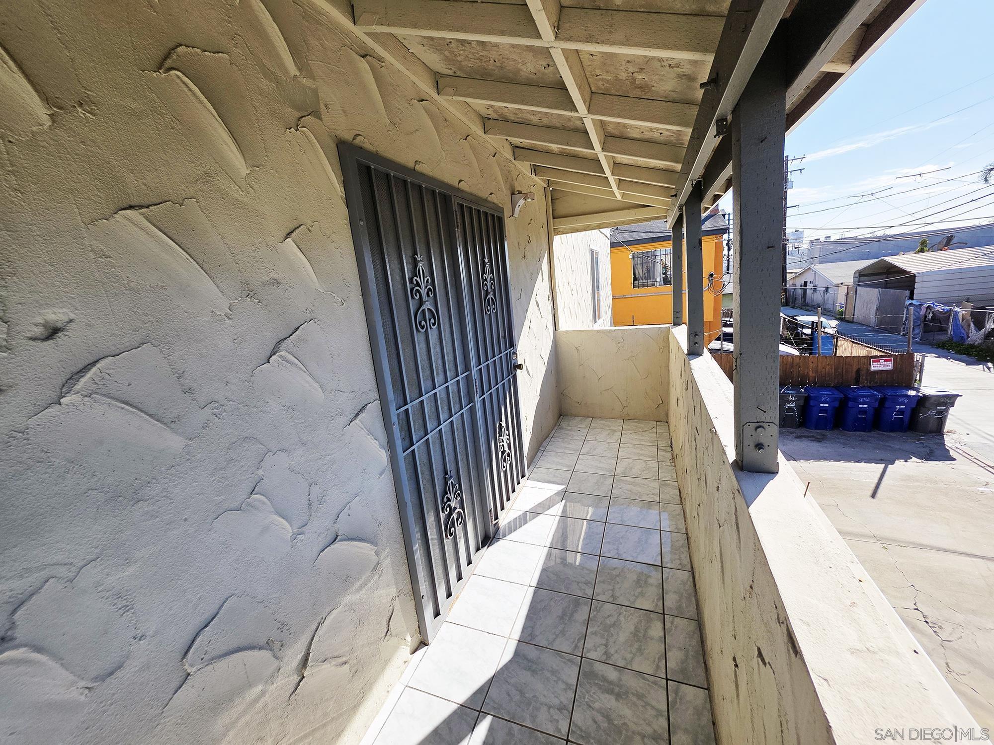 Detail Gallery Image 15 of 18 For 4056  Van Dyke Ave  4, San Diego,  CA 92105 - 2 Beds | 1/1 Baths