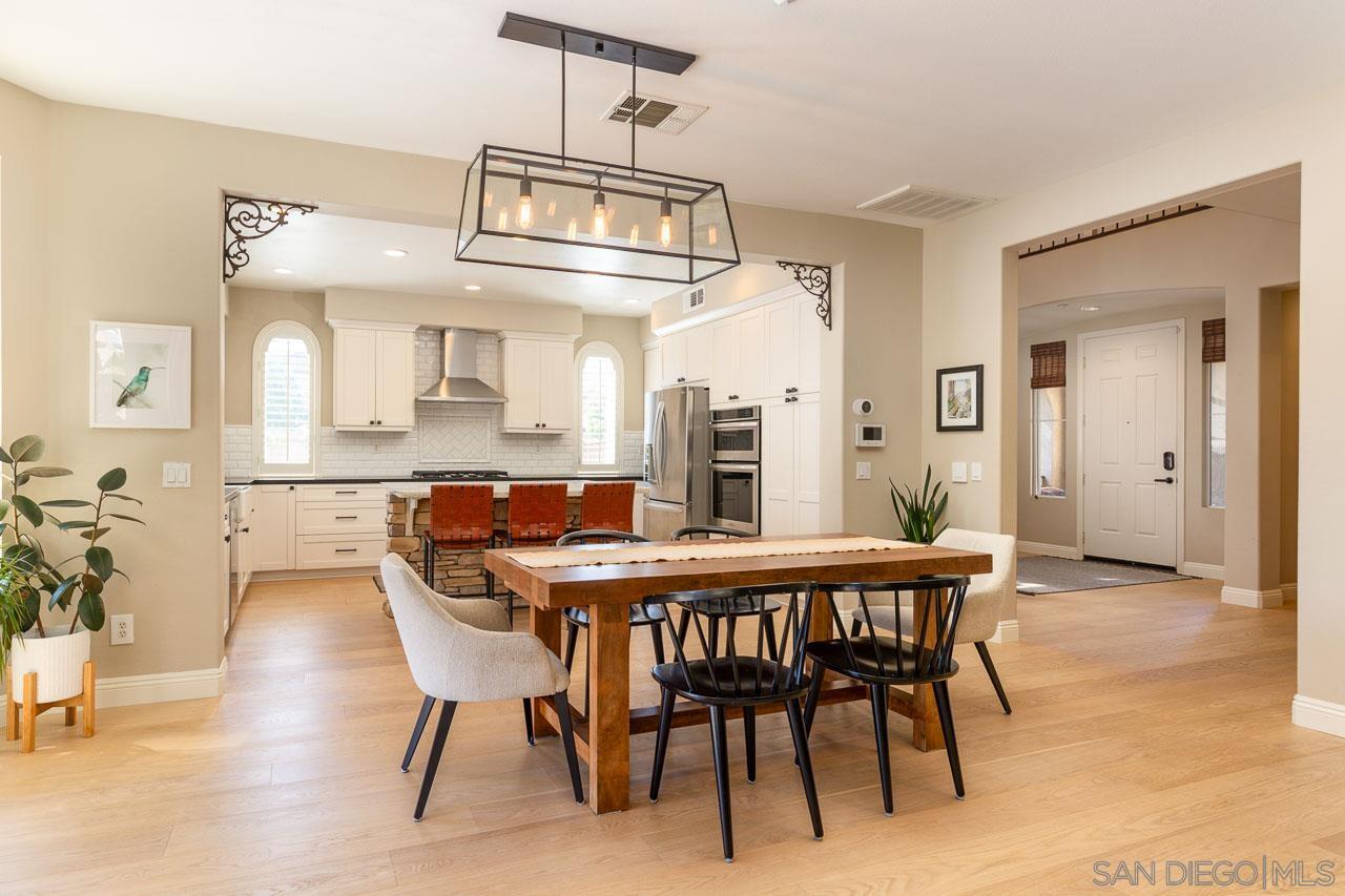 Detail Gallery Image 6 of 42 For 16207  Palomino Mesa Ct, San Diego,  CA 92127 - 5 Beds | 2/1 Baths