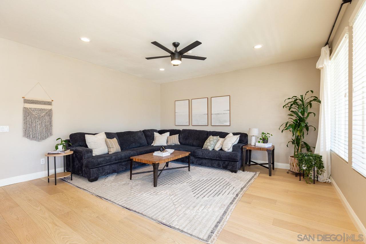 Detail Gallery Image 10 of 42 For 16207  Palomino Mesa Ct, San Diego,  CA 92127 - 5 Beds | 2/1 Baths