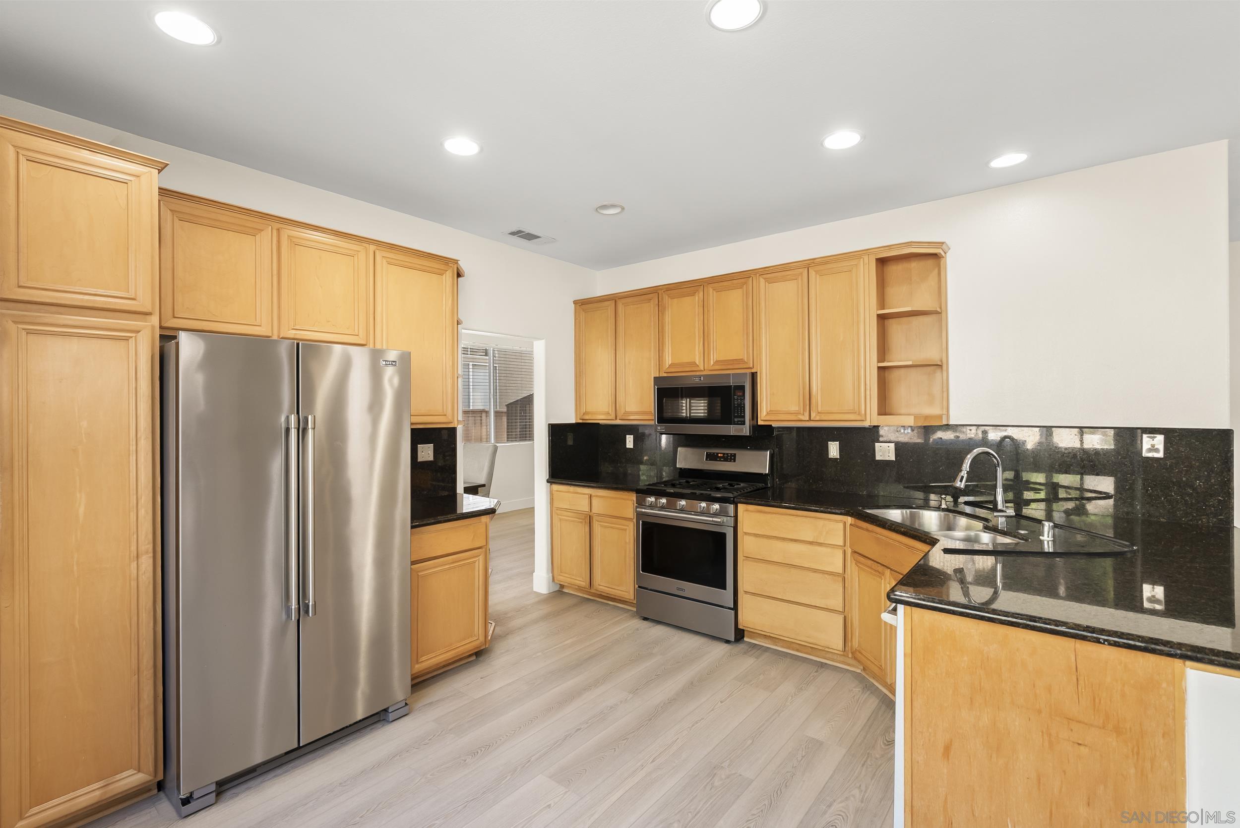 Detail Gallery Image 16 of 45 For 1405  Carneros Valley St, Chula Vista,  CA 91913 - 4 Beds | 2/1 Baths